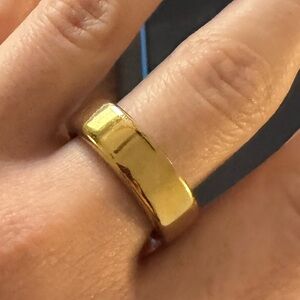 Oura Ring
Gen3 
Horizon